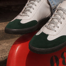 Cargar imagen en el visor de la galería, No Era Penal Sneaker