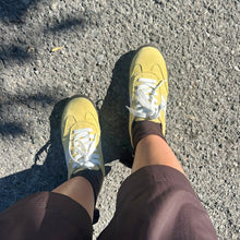 Cargar imagen en el visor de la galería, Mellow sneakers