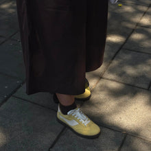 Cargar imagen en el visor de la galería, Mellow sneakers