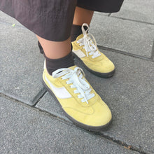 Cargar imagen en el visor de la galería, Mellow sneakers